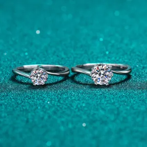 1 Carat Brilliant Cut Sparkling D Color Moissanite Twist Waist Ring