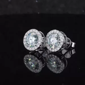 Moissanite Stone 925 Sterling Silver Platinum Plated Beautiful Designed Stud Earrings