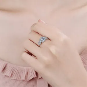 Silver 925 Original Moissanite Diamond 0.8 Carat Brilliant Cut D Color  Arrow Ring